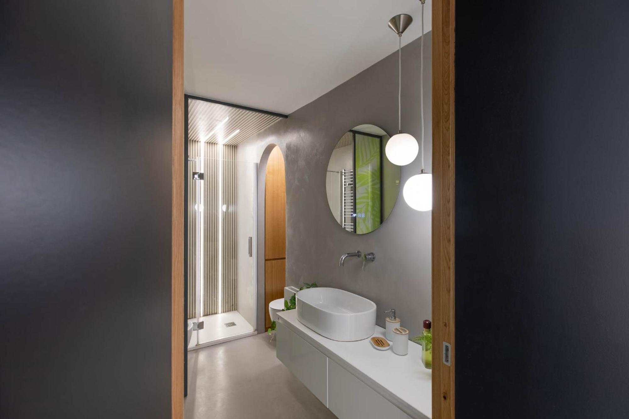 Apartment Iflat Glass And Stone Loft Rom