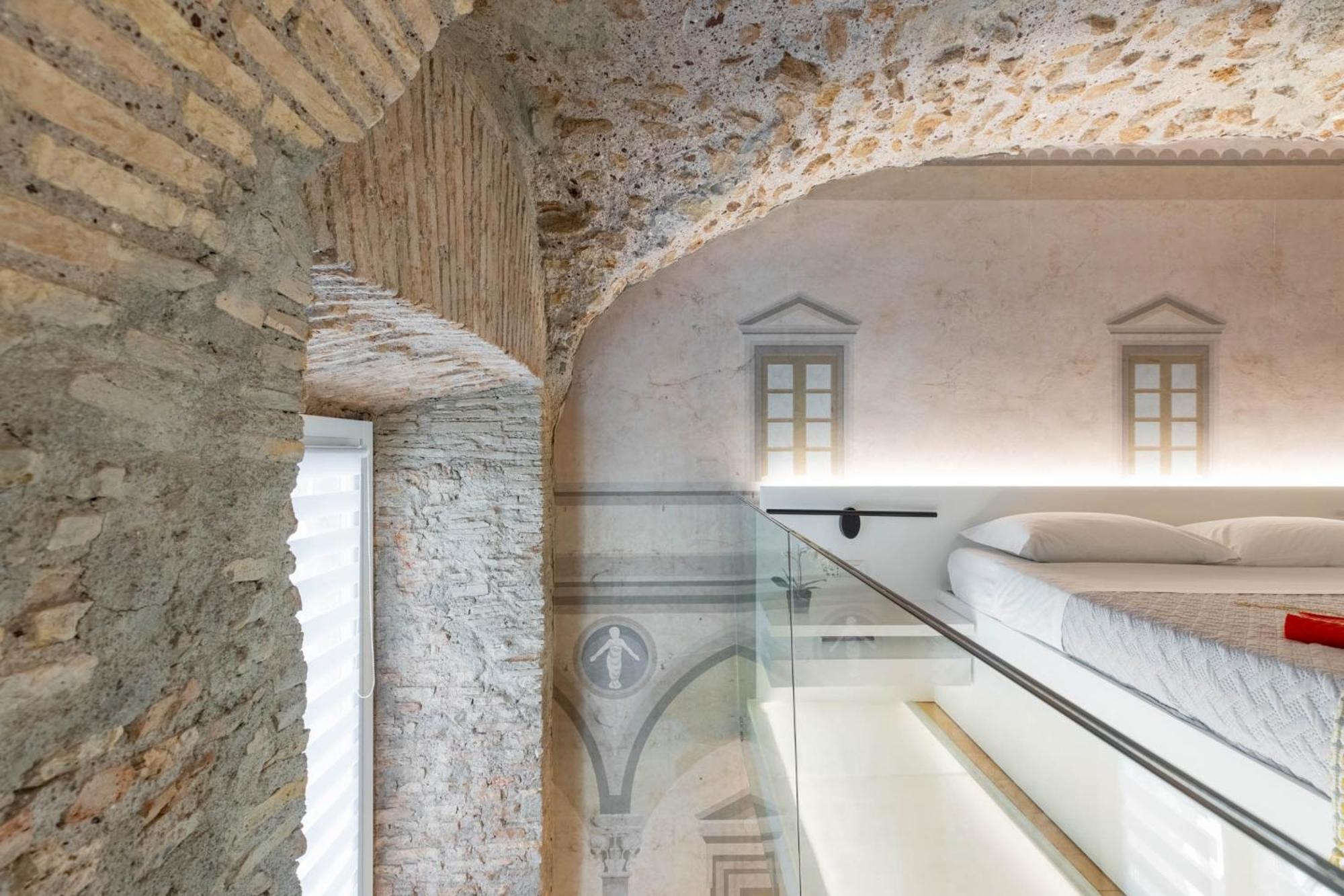 Iflat Glass And Stone Loft Roma