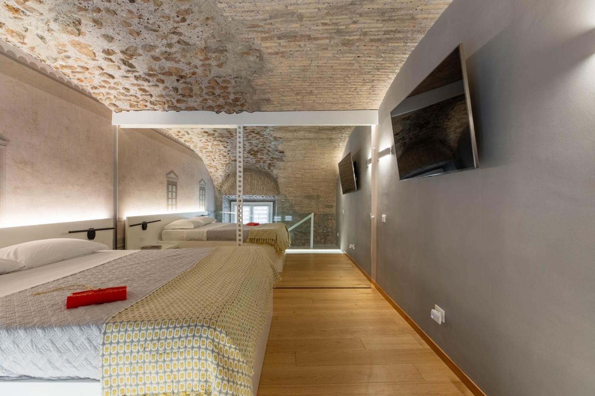 Iflat Glass And Stone Loft * Rom