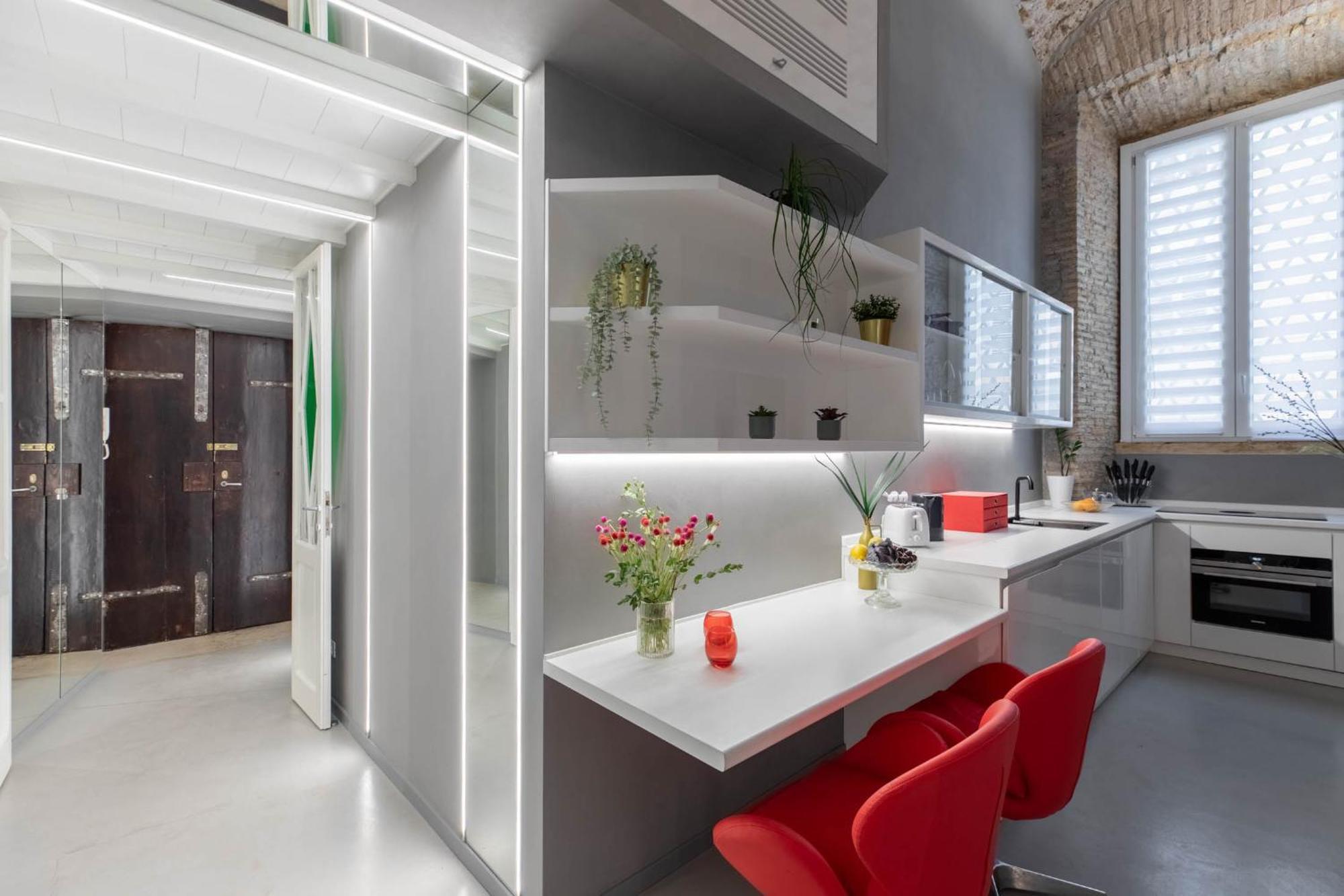 Iflat Glass And Stone Loft Rom